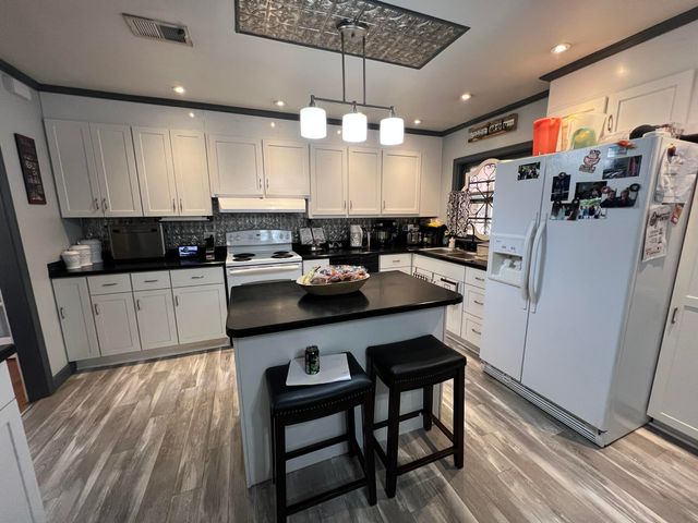 111 Newington Road, Summerville, SC 29485