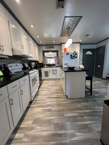 111 Newington Road, Summerville, SC 29485