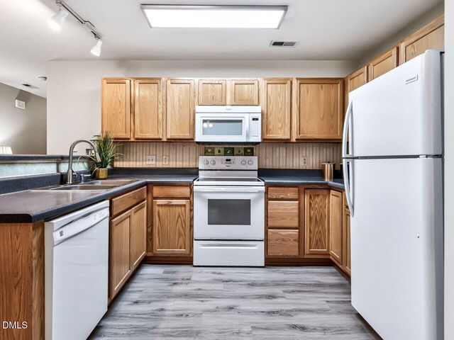3000 Trailwood Pines Lane 103, Raleigh, NC 27603