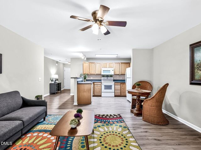 3000 Trailwood Pines Lane 103, Raleigh, NC 27603