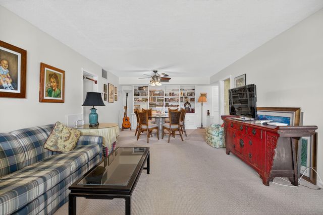 5580 Tamberlane Cir 133, Palm Beach Gardens, FL 33418