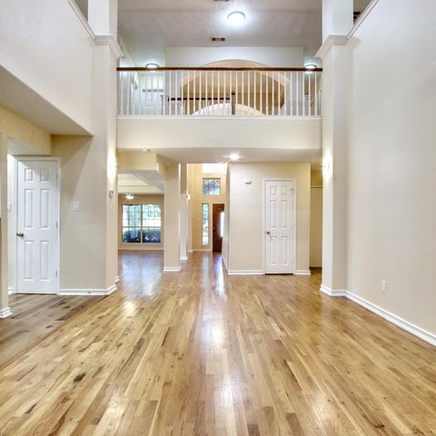 5744 Chelmsford Trail, Arlington, TX 76018