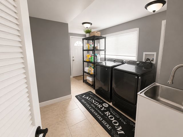 625 Devonshire Drive, Des Plaines, IL 60018