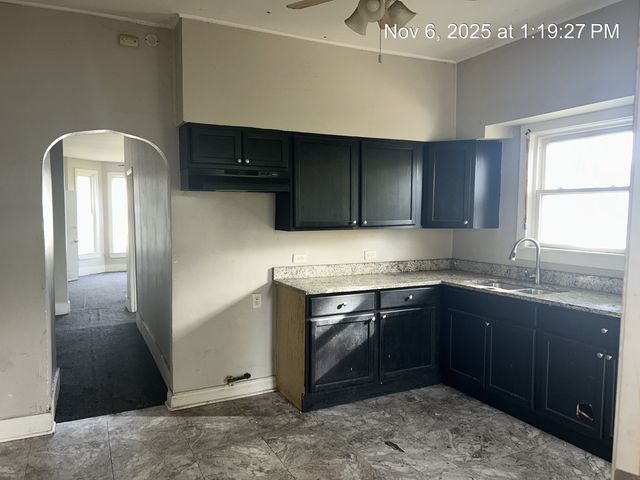 11830 S EGGLESTON Avenue, Chicago, IL 60628