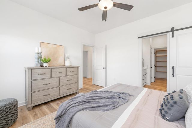 2407 S Taiga St, Goddard, KS 67052