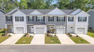 6208 Beckington Drive, Leland, NC 28451