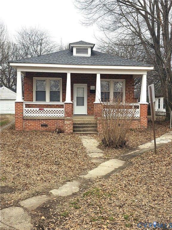 126 S 11th Ave, Hopewell, VA 23860