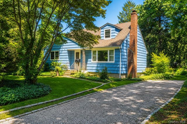 38 Maple Avenue, Locust Valley, NY 11560