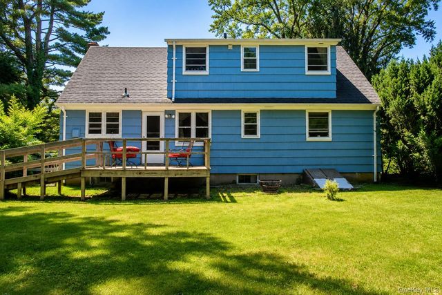 38 Maple Avenue, Locust Valley, NY 11560