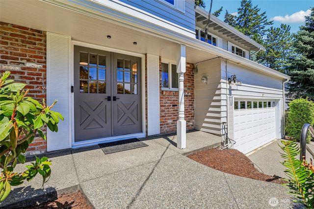 9116 SE 72nd Place, Mercer Island, WA 98040