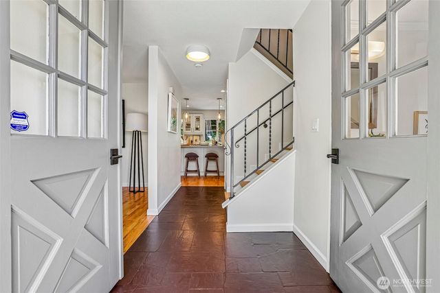 9116 SE 72nd Place, Mercer Island, WA 98040
