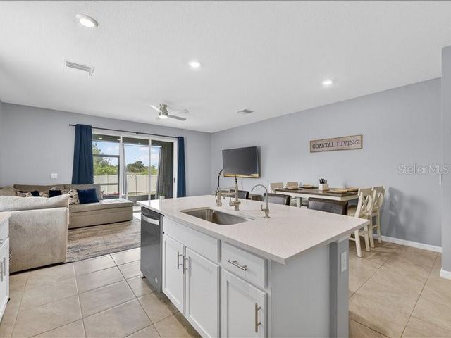 416 MANGROVE SHADE CIRCLE, Apollo Beach, FL 33572