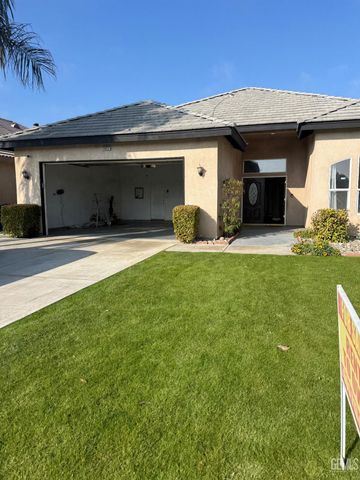 2802 Silver Shore Lane, Bakersfield, CA 93313