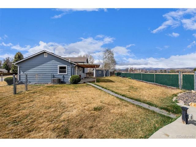 3420 Red Maple Ct, Loveland, CO 80538