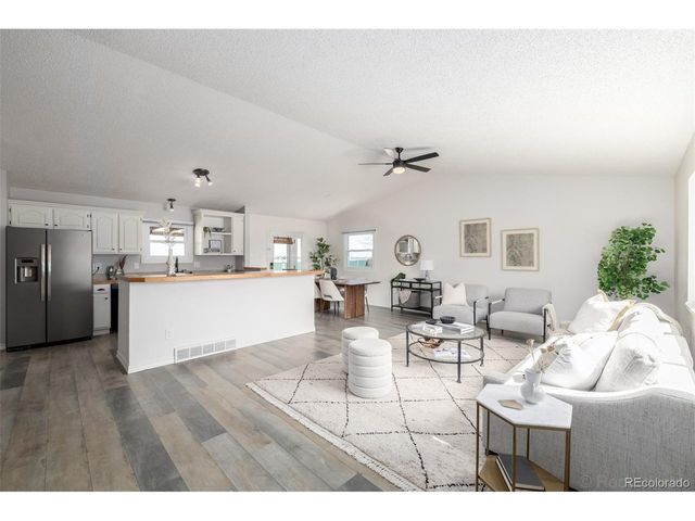 3420 Red Maple Ct, Loveland, CO 80538