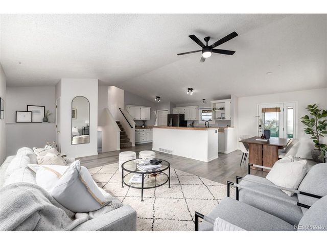 3420 Red Maple Ct, Loveland, CO 80538