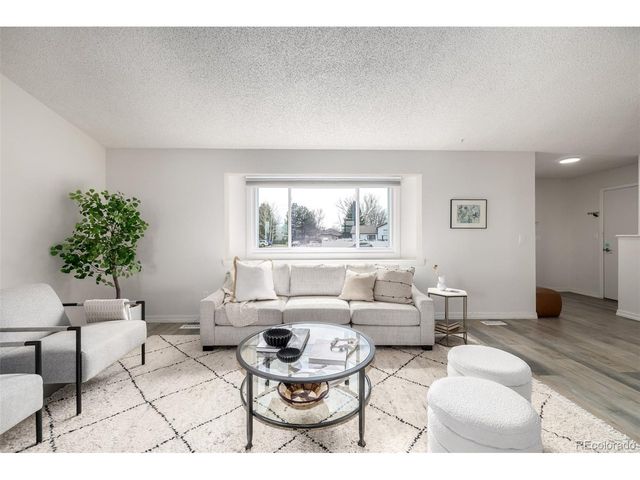 3420 Red Maple Ct, Loveland, CO 80538