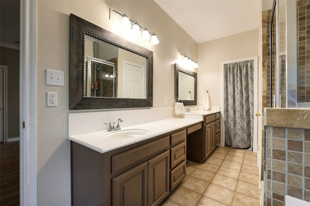 445 County Road 4444, Trenton, TX 75490