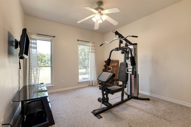 445 County Road 4444, Trenton, TX 75490