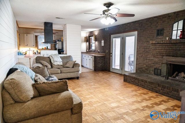 379 County Road 246, Geraldine, AL 35974