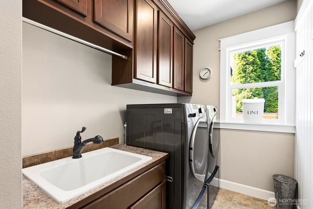 18811 53rd Street Ct E, Lake Tapps, WA 98391