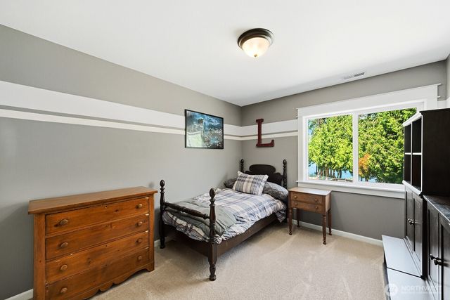 18811 53rd Street Ct E, Lake Tapps, WA 98391