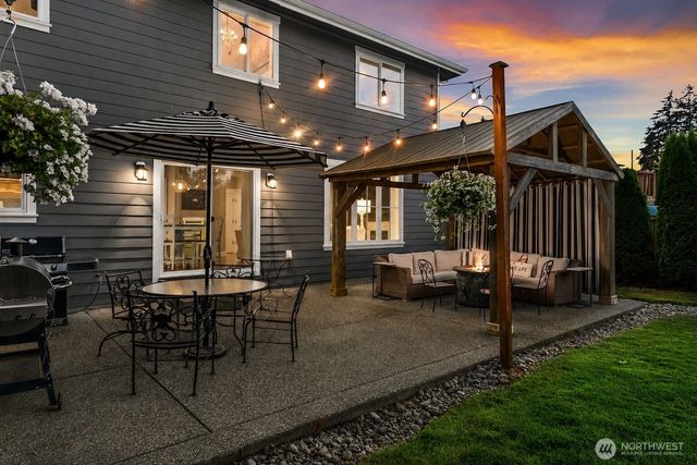 18811 53rd Street Ct E, Lake Tapps, WA 98391