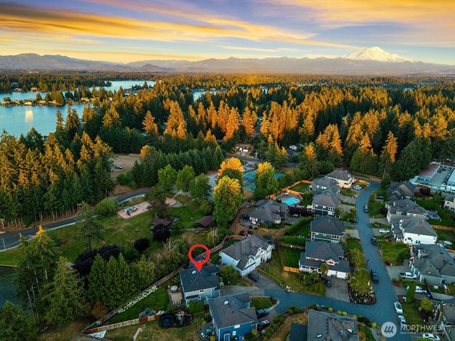 18811 53rd Street Ct E, Lake Tapps, WA 98391