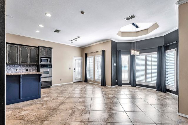 804 E County Rd 140, Midland, TX 79706