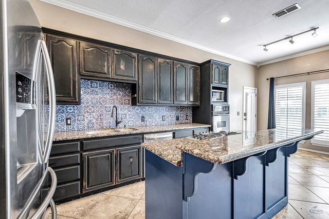 804 E County Rd 140, Midland, TX 79706