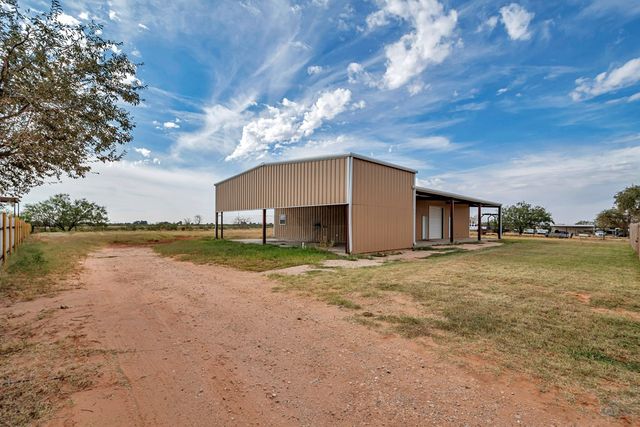 804 E County Rd 140, Midland, TX 79706