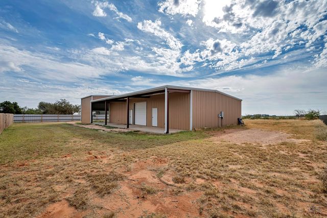 804 E County Rd 140, Midland, TX 79706