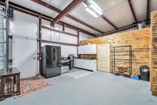 804 E County Rd 140, Midland, TX 79706