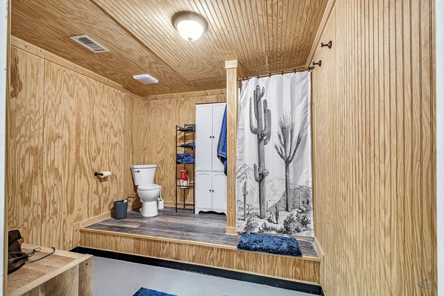 804 E County Rd 140, Midland, TX 79706