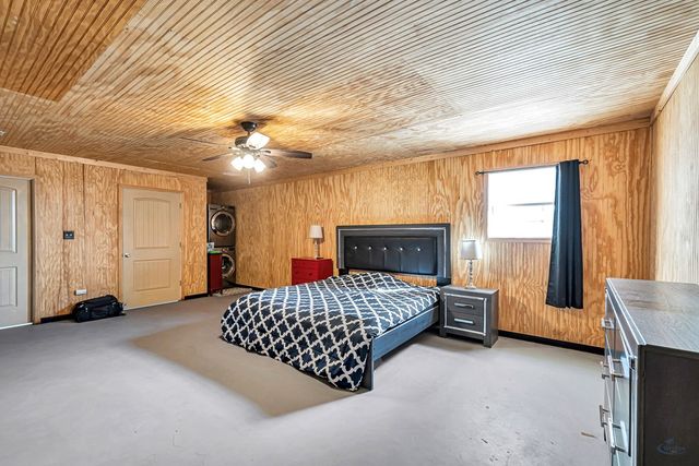 804 E County Rd 140, Midland, TX 79706