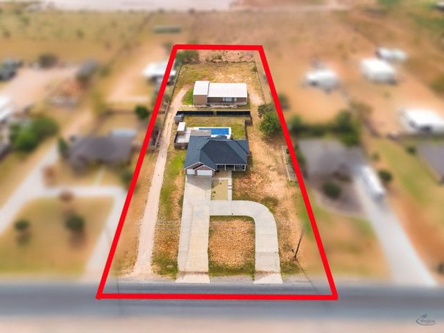 804 E County Rd 140, Midland, TX 79706