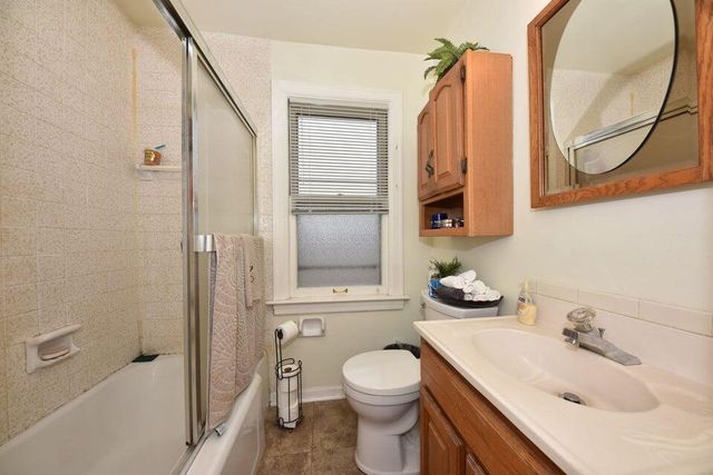 2347 S 76th STREET, Milwaukee, WI 53219