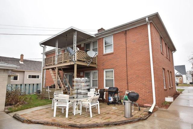 2347 S 76th STREET, Milwaukee, WI 53219