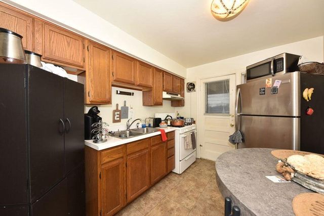 2347 S 76th STREET, Milwaukee, WI 53219