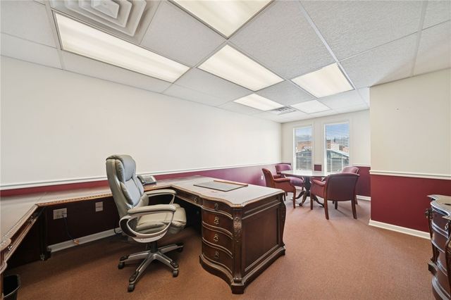 135 E 6th Ave, Tarentum, PA 15084