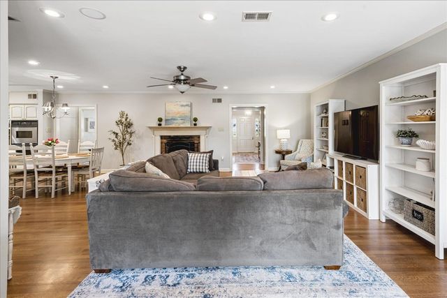 5311 S ANGELA RD, Memphis, TN 38120