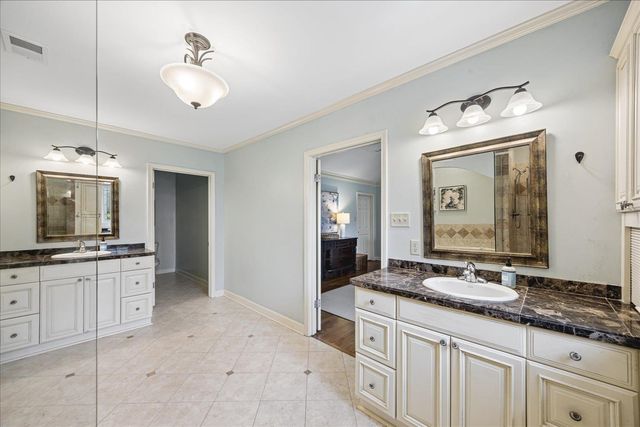 5311 S ANGELA RD, Memphis, TN 38120