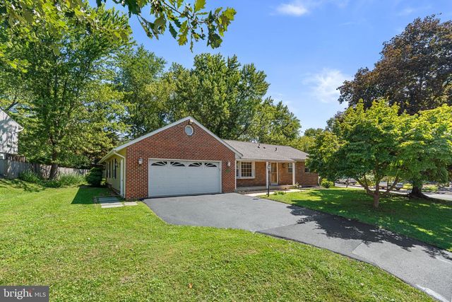 24101 LOG HOUSE RD, Gaithersburg, MD 20882