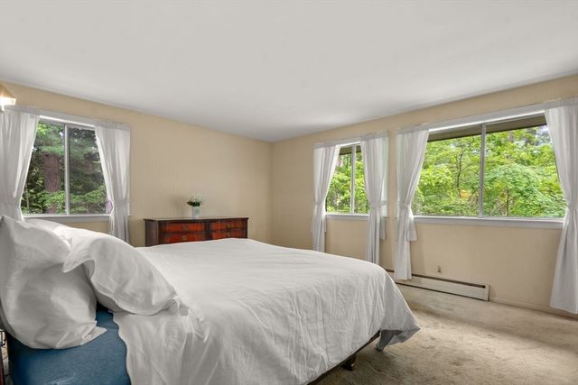 26 Arrowhead Rd, Weston, MA 02493