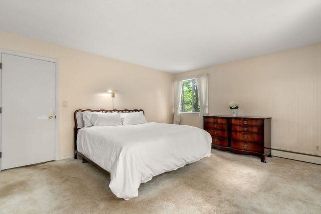 26 Arrowhead Rd, Weston, MA 02493