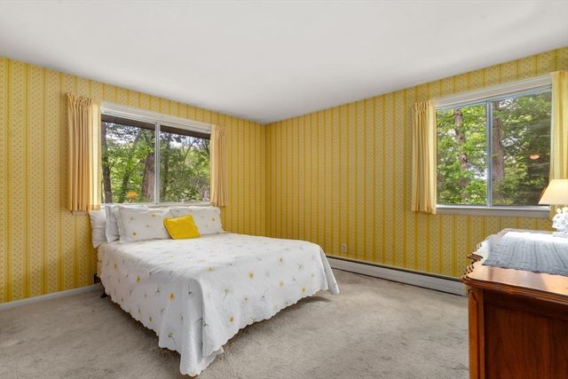26 Arrowhead Rd, Weston, MA 02493