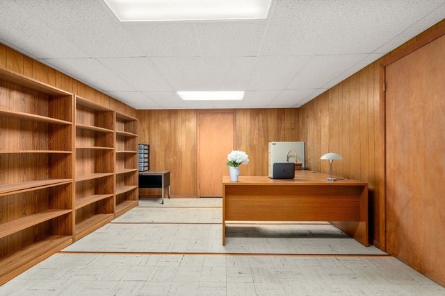 26 Arrowhead Rd, Weston, MA 02493