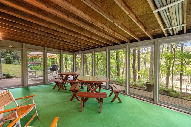 26 Arrowhead Rd, Weston, MA 02493