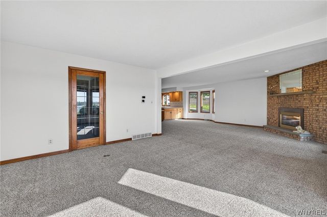 232 Niagara Shore Drive, Tonawanda, NY 14150