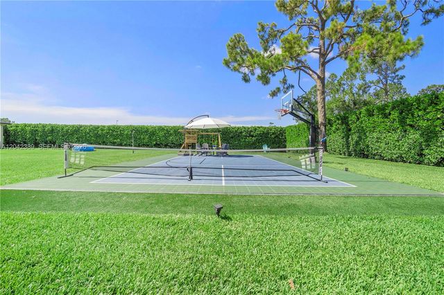 5755 NW 72nd Way, Parkland, FL 33067